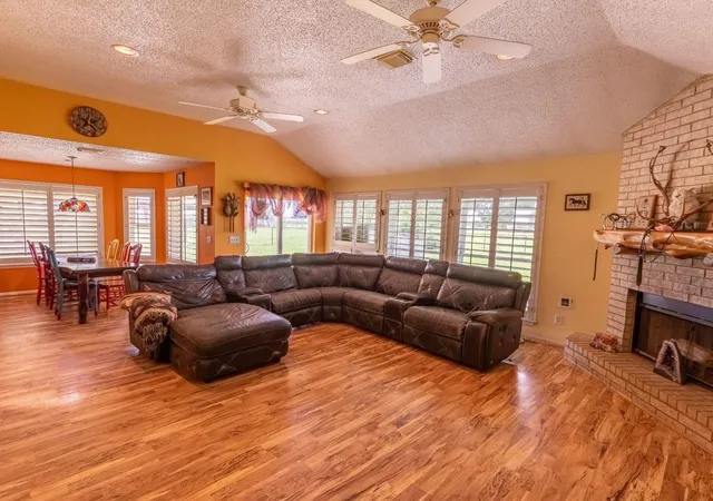 3rd image of 3936 Beasley West End Rd, Beasley, TX 77417 | MLS# 52875454