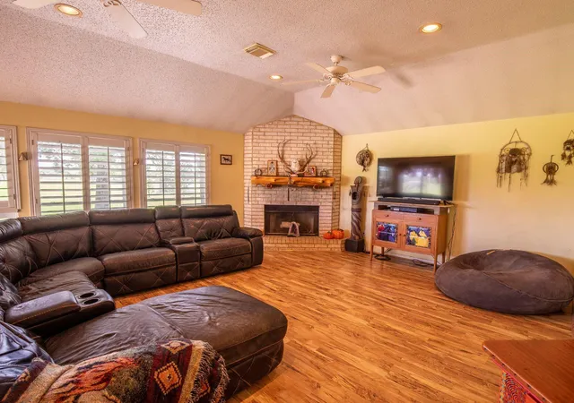 4th image of 3936 Beasley West End Rd, Beasley, TX 77417 | MLS# 52875454