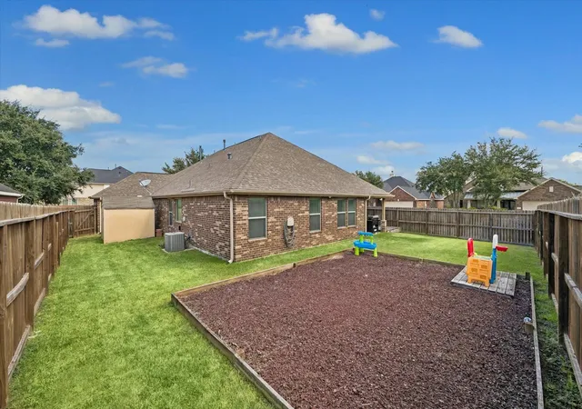 24th image of 1614 Colonial Crest Dr, Katy, TX 77493 | MLS# 62633547
