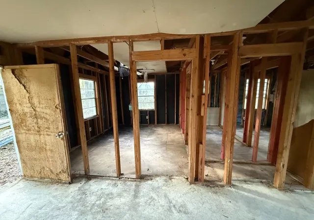5th image of 157 Honeysuckle, Livingston, TX 77351 | MLS# 2264159