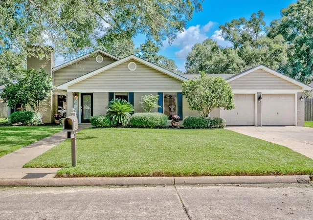 2nd image of 4730 Monticello St, Beaumont, TX 77706 | MLS# 60740317