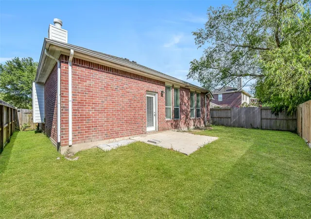 29th image of 994 Jefferson St, Alvin, TX 77511 | MLS# 64807161