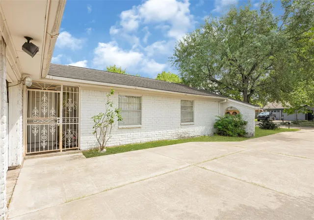 50th image of 12326 South Dr, Houston, TX 77099 | MLS# 64858154