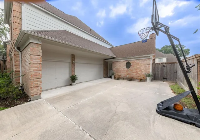 Homes for sale in Katy, TX | 1519 Pebble Chase Dr, Katy, TX 77450 | MLS# 23745384