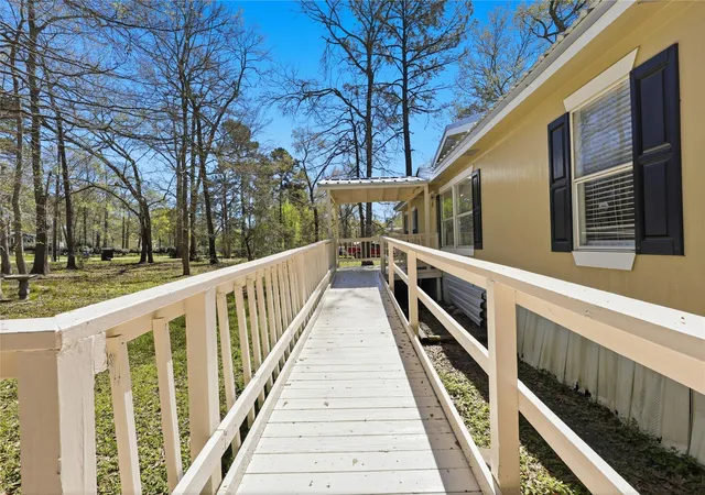 Photo 4 of Single family home for sale at 4484 Grand Oaks Dr, Willis, TX 77378 | MLS# 35028678 | Listing updated on 2026-08-16