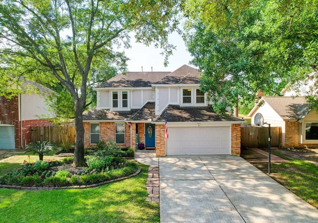 Single family home for sale at 11711 Park Crk Dr, Houston, TX 77070 | MLS# 26735185 | Listing updated on 2026-08-10
