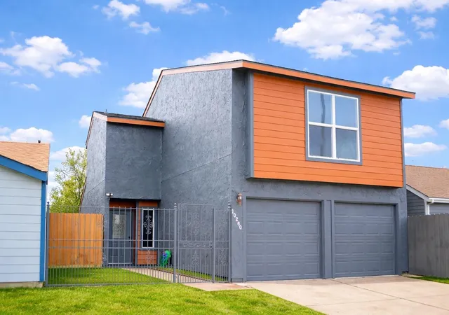 Photo 2 of Single family home for sale at 10260 Bridgeland Ln, Houston, TX 77041 | MLS# 54718210 | Listing updated on 2026-09-11
