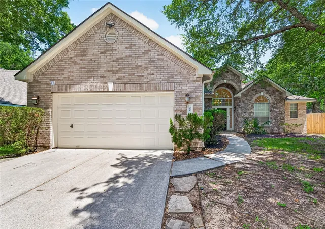 2nd image of 22 Westwinds Cir Ne, Spring, TX 77382 | MLS# 35547725