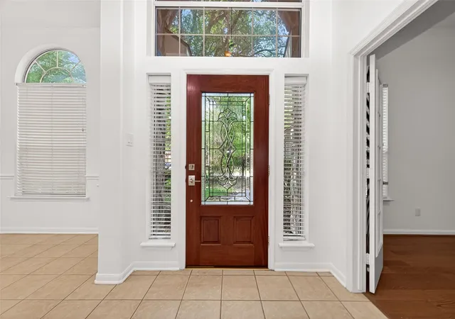 Photo 3 of Single family home for sale at 22 Westwinds Cir NE, Spring, TX 77382 | MLS# 35547725 | Listing updated on 2026-08-19
