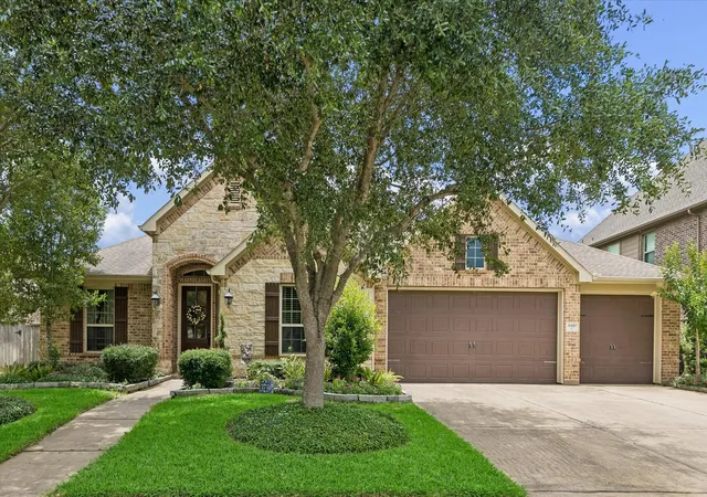 Photo 2 of Single family home for sale at 8810 Purdy Crescent Trl, Richmond, TX 77406 | MLS# 85616131 | Listing updated on 2026-07-27