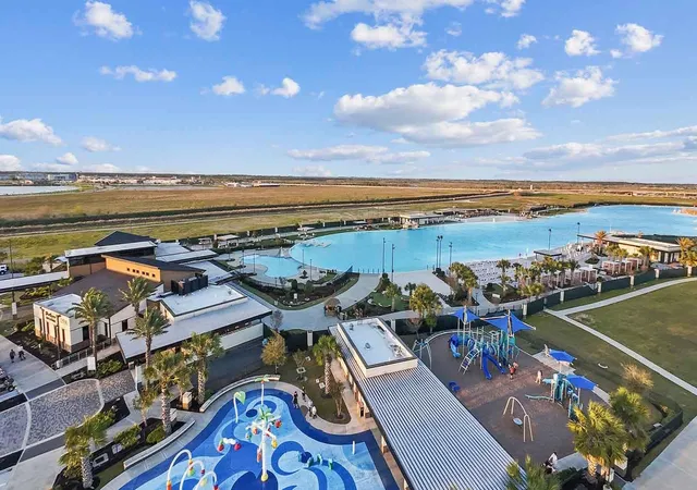 3rd image of 14402 Lido Shine Ln, Texas City, TX 77539 | MLS# 93845815