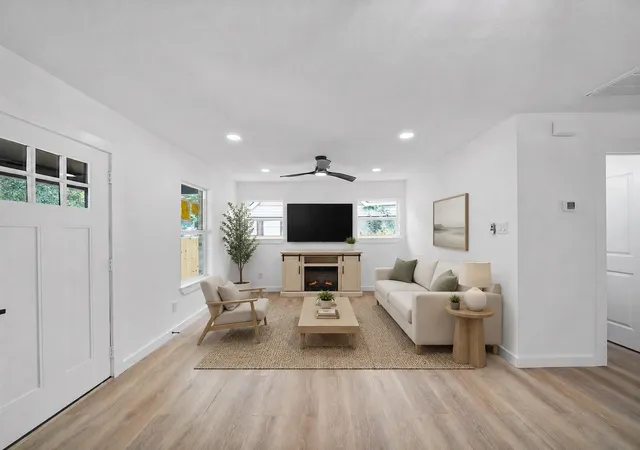 5th image of 1408 Pearson St, Houston, TX 77023 | MLS# 67133122