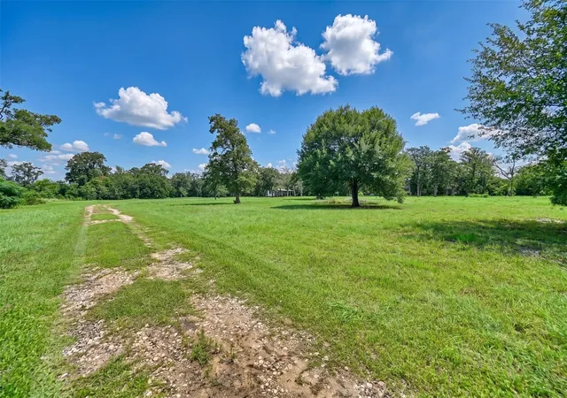 23rd image of 562 W Hwy 290 West, Carmine, TX 78932 | MLS# 16147625