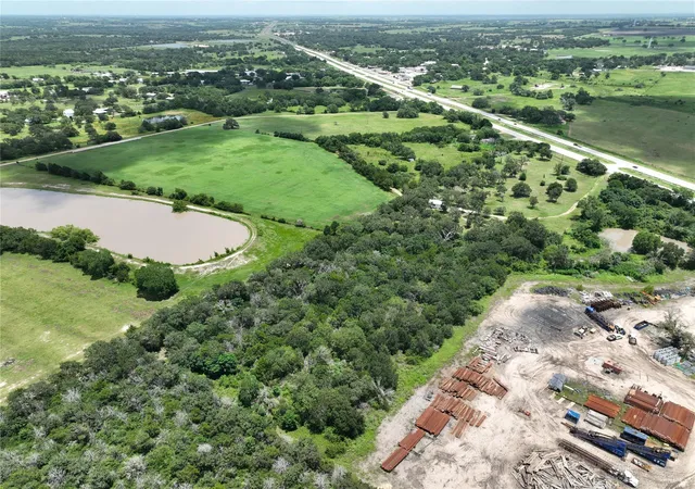 4th image of 562 W Hwy 290 West, Carmine, TX 78932 | MLS# 16147625