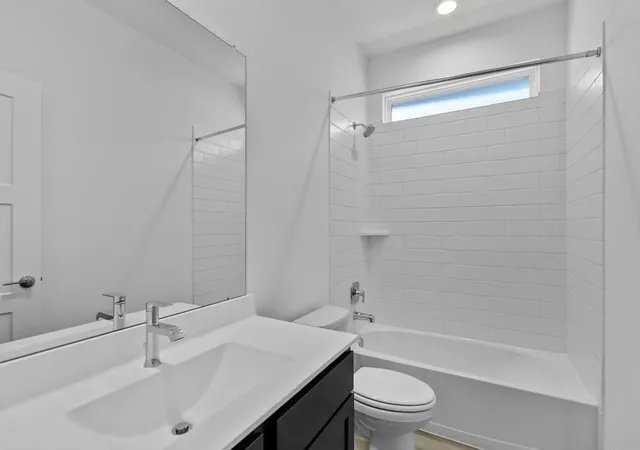 Photo 4 of Single family home for sale at 4525 Iguaza Fls Dr, Conroe, TX 77303 | MLS# 47514577 | Listing updated on 2026-09-20