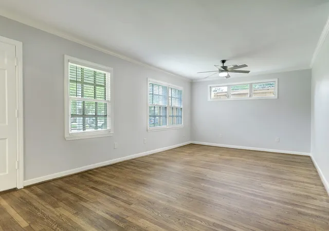 3rd image of 5217 Locust St, Bellaire, TX 77401 | MLS# 37716214
