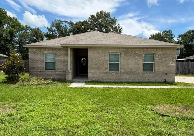Photo 1 of Single family home for sale at 104 Tracie Dr, Dayton, TX 77535 | MLS# 96735177 | Listing updated on 2026-10-02