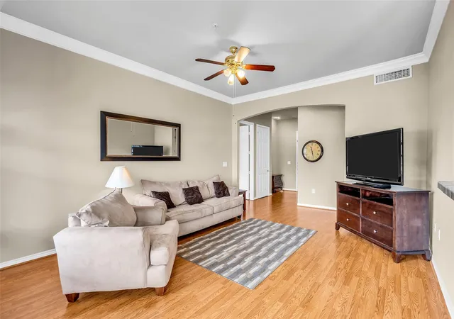 2nd image of 2400 Mccue Rd #240, Houston, TX 77056 | MLS# 15743101