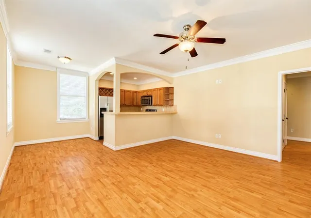 Listing Photo 5 - Condo for sale in building located at 902 22Nd St, Galveston, TX 77550 - Unit #2