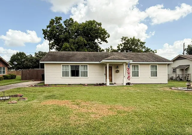 2nd image of 2009 W 14th 1/2 St, Houston, TX 77008 | MLS# 7261670