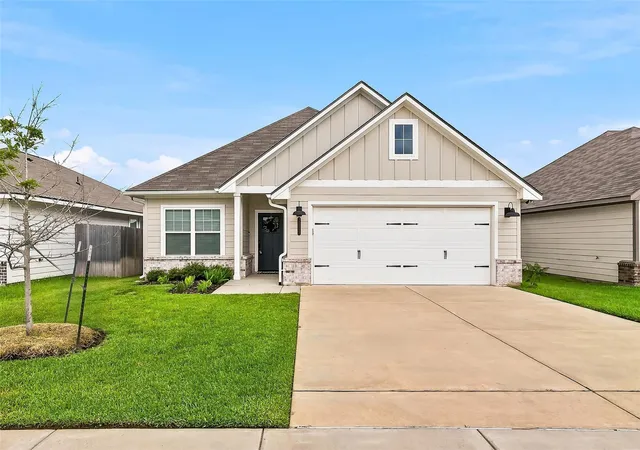 Photo 1 of Single family home for sale at 2805 Buccaneer Trl, Bryan, TX 77803 | MLS# 41431974 | Listing updated on 2026-07-27