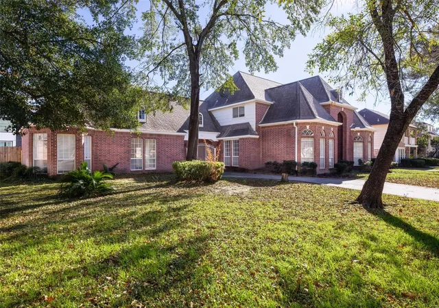 Photo 2 of Sale Pending at 15510 Misty Hollow Dr, Houston, TX 77068 | MLS# 27054615 | Listing updated on 2026-09-07