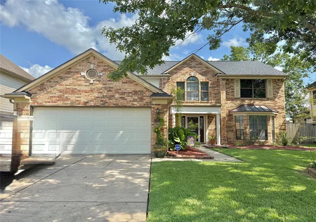 Photo 1 of Sale Pending at 7019 Little Redwood Dr, Pasadena, TX 77505 | MLS# 39328422 | Listing updated on 2026-09-09