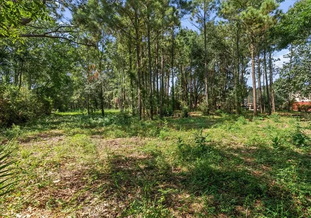 Photo 2 of Land for sale at 405 Sunset Dr, Dickinson, TX 77539 | MLS# 95408694 | Listing updated on 2026-08-26
