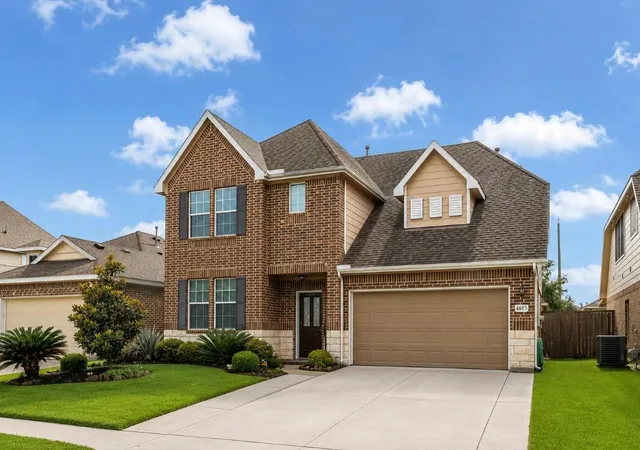 2nd image of 4605 Meadow Way Dr, Deer Park, TX 77536 | MLS# 55171365