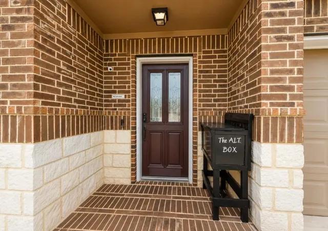 3rd image of 4605 Meadow Way Dr, Deer Park, TX 77536 | MLS# 55171365