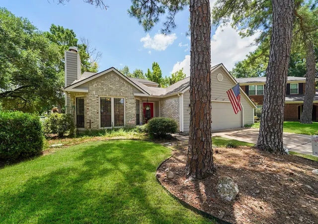 2nd image of 8010 Pinyon Creek Ct, Houston, TX 77095 | MLS# 25262469