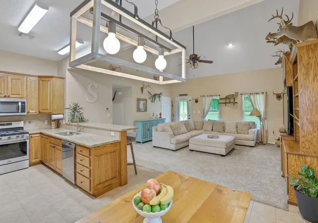 3rd image of 413 Barnett Ln, Livingston, TX 77351 | MLS# 5040783