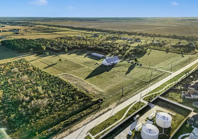 Photo 2 of Land for sale at 1200 Davenport Pkwy, Rosharon, TX 77583 | MLS# 61231718 | Listing updated on 2026-08-18