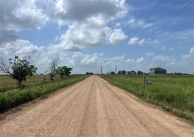 Homes for sale in Eagle Lake, TX | 1297 Mcdonald Rd, Eagle Lake, TX 77434 | MLS# 15568529