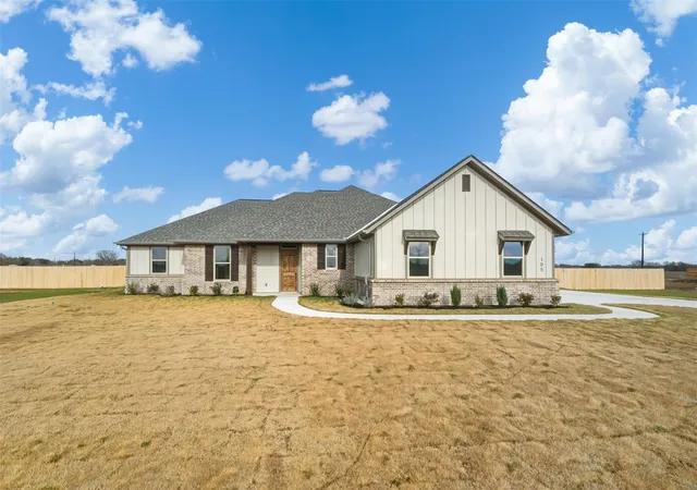 Homes for sale in Snook, TX | 105 Court Side Dr, Snook, TX 77879 | MLS# 25461255