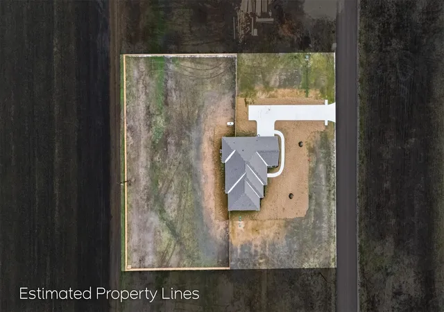 Homes for sale in Snook, TX | 105 Court Side Dr, Snook, TX 77879 | MLS# 25461255