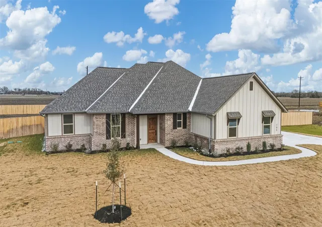 Homes for sale in Snook, TX | 105 Court Side Dr, Snook, TX 77879 | MLS# 25461255