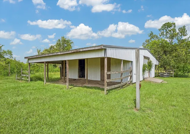 13th image of 5806 A S Hwy 35, Alvin, TX 77511 | MLS# 11546567