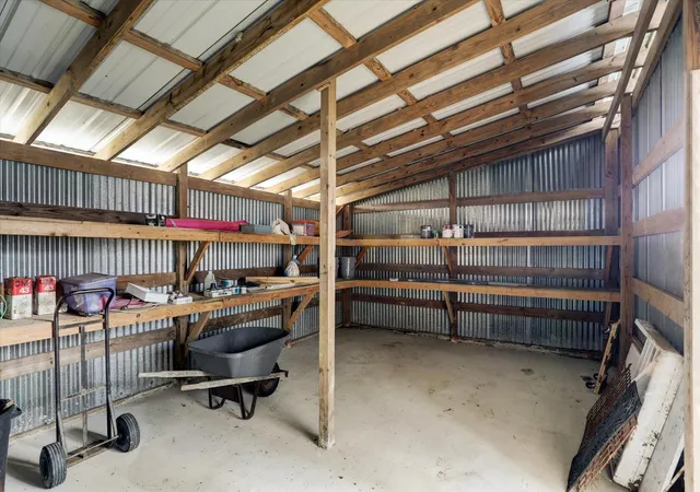 5th image of 5806-A S Hwy 35, Alvin, TX 77511 | MLS# 11546567
