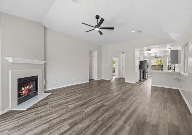 Photo 4 of Single family home for sale at 19506 Elmtree Ests Dr, Katy, TX 77449 | MLS# 69638035 | Listing updated on 2026-08-20