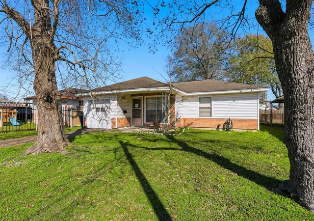Homes for sale in Houston, TX | 5707 Waltrip St, Houston, TX 77087 | MLS# 36850532