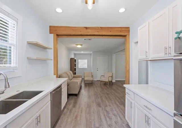 Photo 4 of Single family home for sale at 5405 Ave R, Galveston, TX 77551 | MLS# 31785031 | Listing updated on 2026-08-07