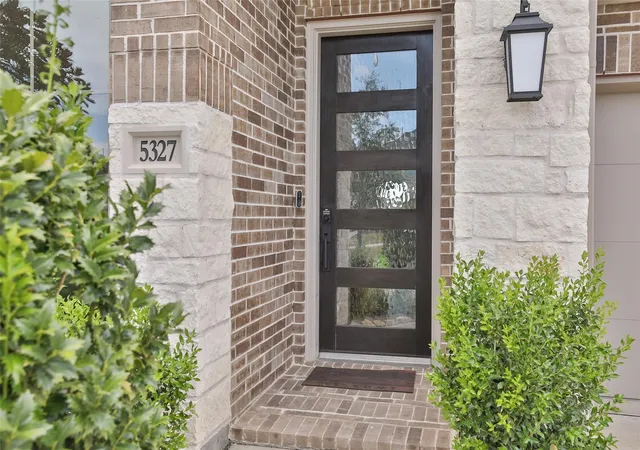 4th image of 5327 Birch Shadow Dr, Fulshear, TX 77441 | MLS# 64006962