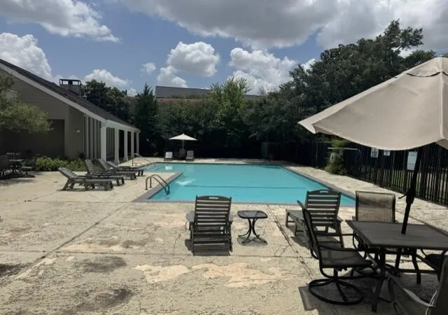 4th image of 2100 Tanglewilde St #743, Houston, TX 77063 | MLS# 29244969