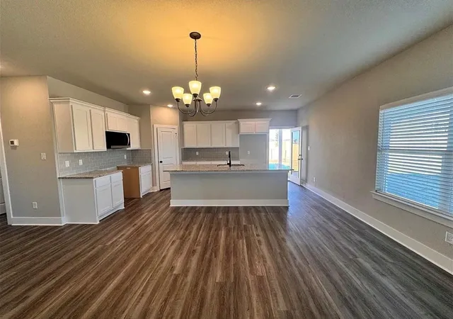 3rd image of 1227 Patriot Dr, College Station, TX 77845 | MLS# 91934677
