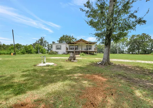 Photo 1 of Single family home for sale at 8691 River Oaks Dr, Midway, TX 75852 | MLS# 73435298 | Listing updated on 2026-09-10