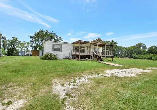 Photo 2 of Single family home for sale at 8691 River Oaks Dr, Midway, TX 75852 | MLS# 73435298 | Listing updated on 2026-09-10