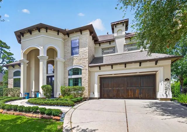 Photo 3 of Single family home for sale at 6 Yarbrough Bnd Ct, Spring, TX 77389 | MLS# 4595196 | Listing updated on 2026-08-18