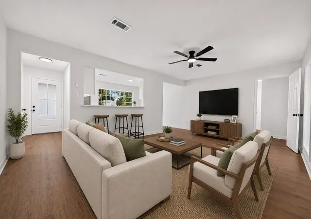 Photo 3 of Single family home for sale at 20518 Treetop Ln, Spring, TX 77388 | MLS# 64113450 | Listing updated on 2026-09-22