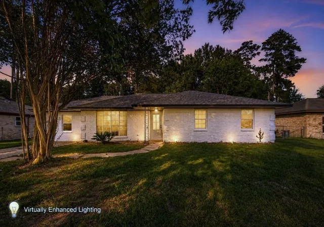 Photo 4 of Single family home for sale at 20518 Treetop Ln, Spring, TX 77388 | MLS# 64113450 | Listing updated on 2026-09-22